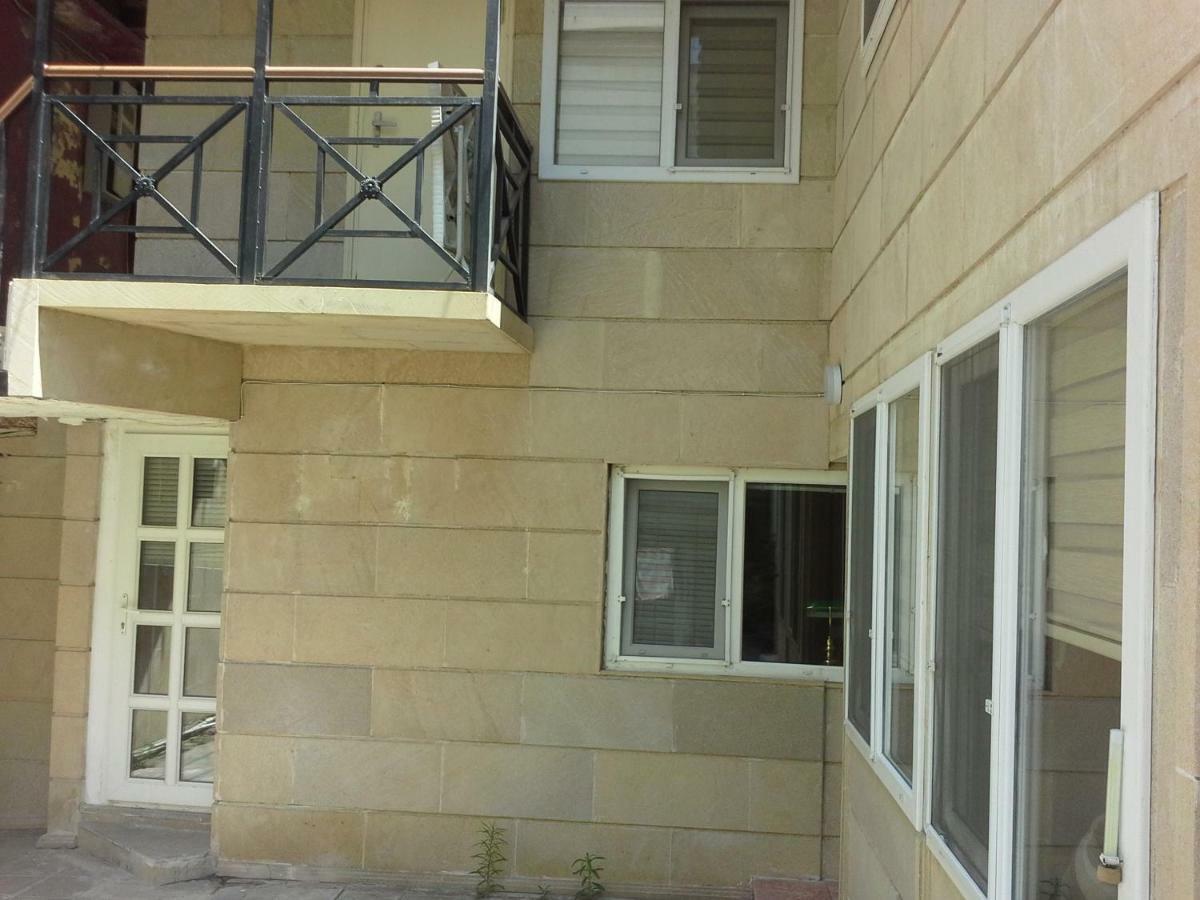 Guest House Tikhiy Dvorik Bakoe Buitenkant foto